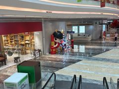 -银泰百货(厦门国贸中心店)