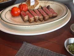 -MONICH牛排融合餐厅(和义大道购物中心店)