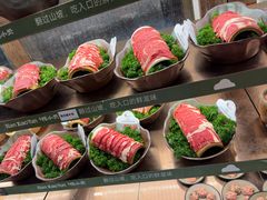 -楠小云·云南鲜牛野生菌自助火锅(九眼桥店)