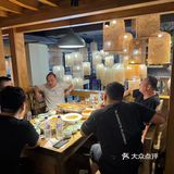 让人感到宾至如归。 地址：长春市吉林大路韩庄旗舰店