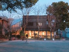 -瓷语堂(上海五维空间创意园店)