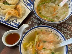 -长人馄饨铺(解放街店)