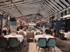 大堂-稻香酒家·34年老字号·港式粤菜(汉街店)