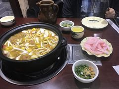 -菌之家·专业纯野生菌火锅·特色炒菌