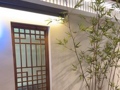 -呷湘厨·鱼汤捞饭·剁椒鱼头·辣椒炒肉(国家会展中心店)
