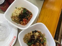 -袁记串串香(泉水轻轨站店)