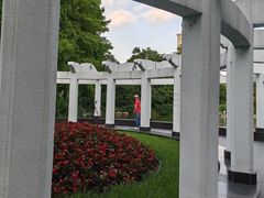 -新虹桥中心花园