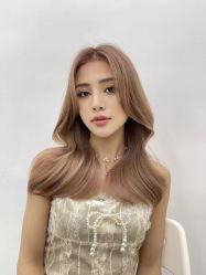 -妃格美发沙龙·烫发·染发