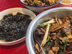 -日益森烧鸡公(资兴店)