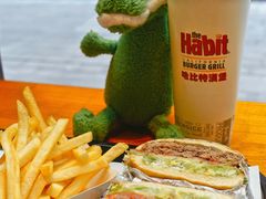 畅饮杯中杯-The Habit Burger Grill 哈比特汉堡(复兴soho店)