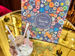 -VENCHI 闻绮(上海佛罗伦萨小镇店)