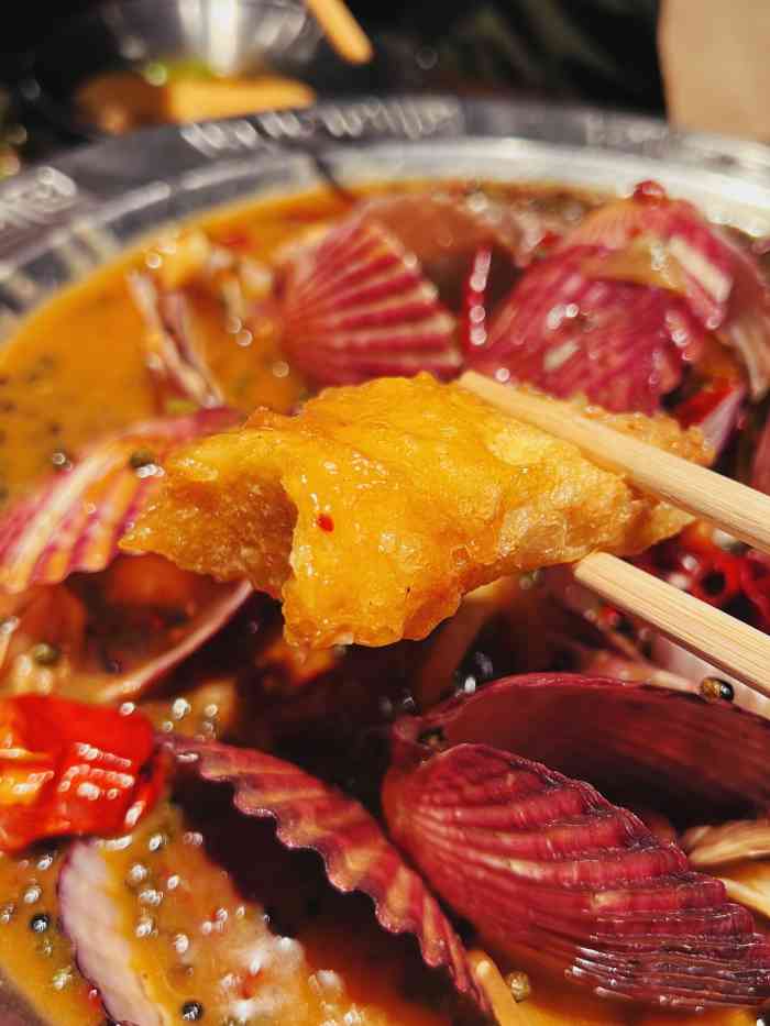 破店甜麻肥蛤·海鲜·烤串-"南三经街上比较火的店一家店五点左右到店