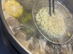 -官塘陈记鱼生·潮汕砂锅粥·牛肉火锅(潮枫路总店)