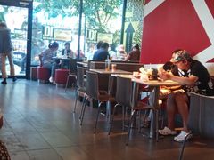 大堂-麦当劳(田林好又多店)