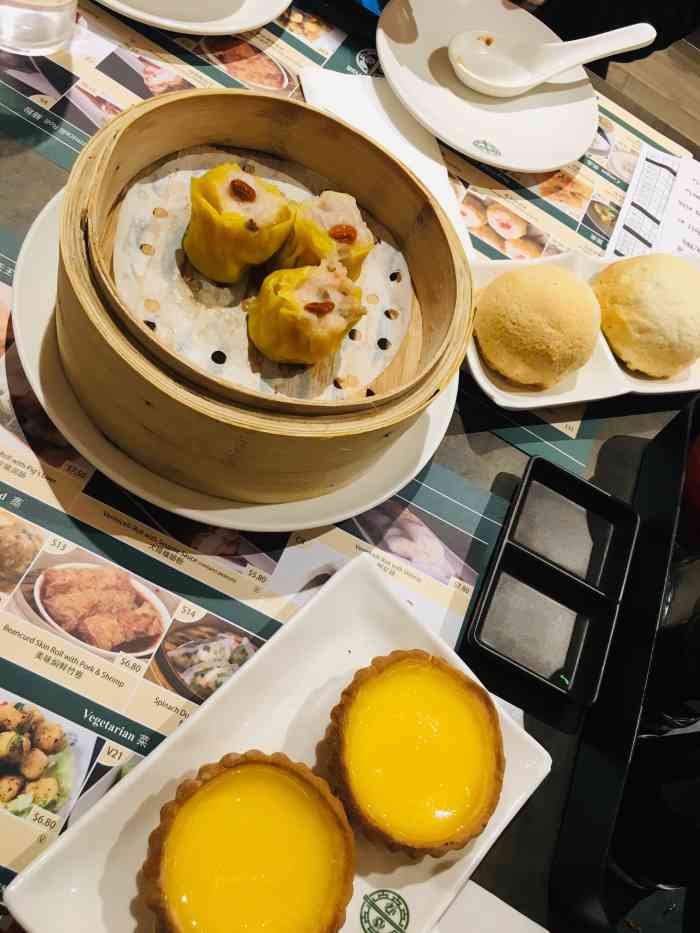 了澳洲吃的第一家港式茶餐厅吧和vv还有rena姐前前后后来过几次添好运