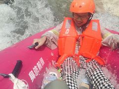 -雅鲁激流探险漂流