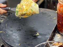 -正宗杂粮煎饼香软鸡蛋饼