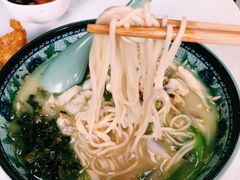 -明呈黄鱼面馆(斜土路店)