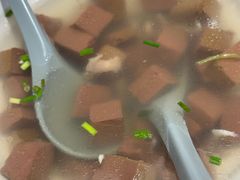 馋口鸭血汤-馋三尺蟹粉小笼(人民广场店)
