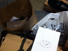 -伦敦比斯特购物村