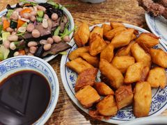 老北京炸咯吱-门框胡同百年卤煮(新街口店)