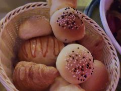 -山明水秀大饭店