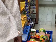 -全家便利店(长江西路店)