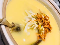 扁尖老鸭汤-望乡楼上海菜(日月光店)