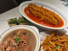 -鑫小城故事·藕汤·家常菜(台北一路总店)