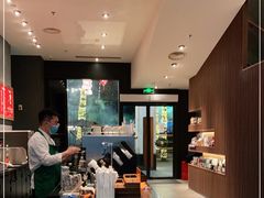 -星巴克(杭州湖滨银泰E区店)