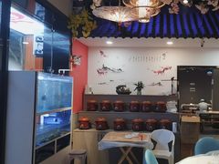 -老街烧烤大排档·地道湖北菜·龙虾馆(汉口火车站店)