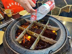 -唇辣号重庆老火锅(亦庄店)