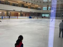 -陈露国际冰上中心(天津嘉里汇店)
