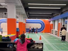 -悦动体能篮球羽毛球网球(三里河店)