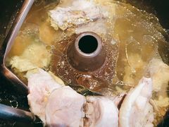 原味汽锅鸡-云海肴云南菜(浦江欢乐颂店)