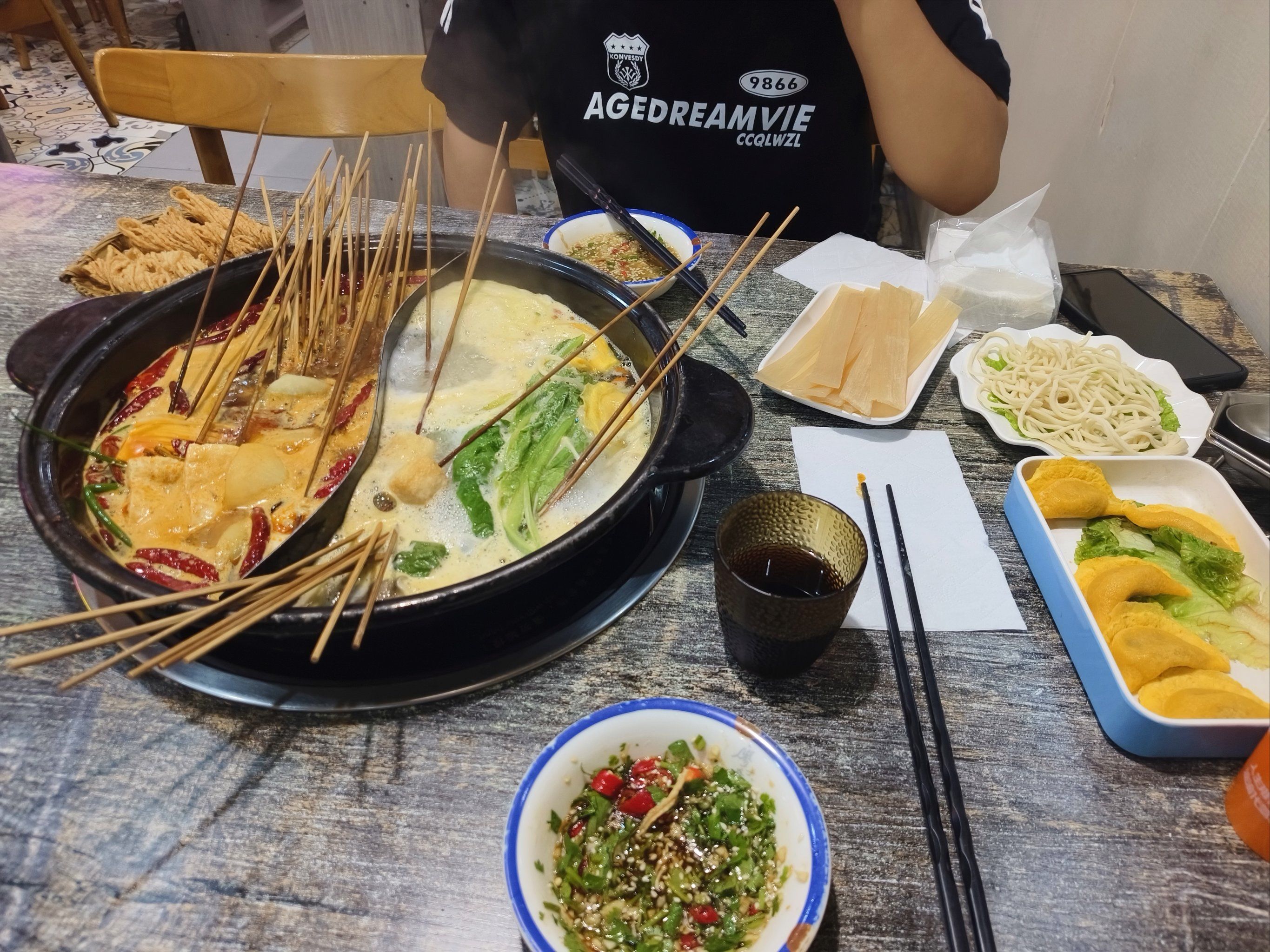 七年老店,嘎嘎好吃,价格便宜,学生还有优