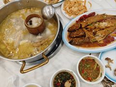 -朴小妹人参鸡汤火锅(长白山万达店)