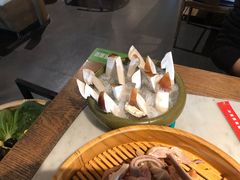 -尚尚仙·酸汤猪手·猪肚鸡火锅(华联万柳购物中心店)