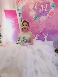 -艾米丽婚纱礼服