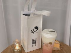 -喜茶(杭州滨江宝龙店)