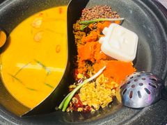 -生活如沸·顺德水牛奶火锅(大学路店)