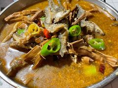 干锅土豆片-鱼乐岛餐厅·户外花园主题餐厅