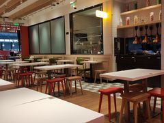 大堂-百事佳烧鸭牛腩(上海虹桥站店)