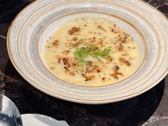 -LESCEDARS Brasserie Bistro香柏树