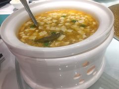 蟹黄豆腐-西湖春天•老字号杭州菜(百汇店)