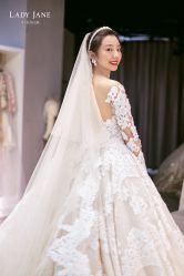 -Lady  Jane高端婚纱礼服馆