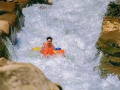 -雅鲁激流探险漂流