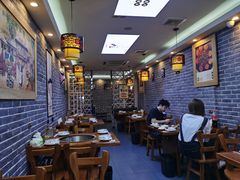 大堂-曹丞相·地锅鸡·地锅鱼(武林店)