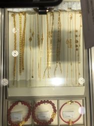 -周大福CHOW TAI FOOK(金汇广场珠宝店)