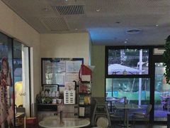 -必胜客(WOW中心城店)